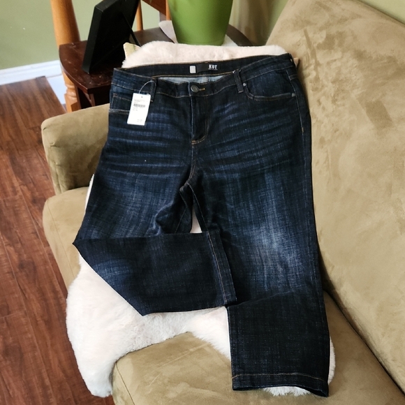 NWT Kut from the Kloth Dark Blue Cropped Straight Leg Jeans-Size 14 - Picture 1 of 5